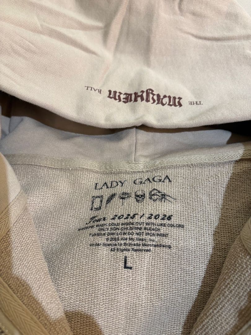 新品　レディーガガ　メイヘム　ジップ　スウェット　パーカー　L ツアーグッズ