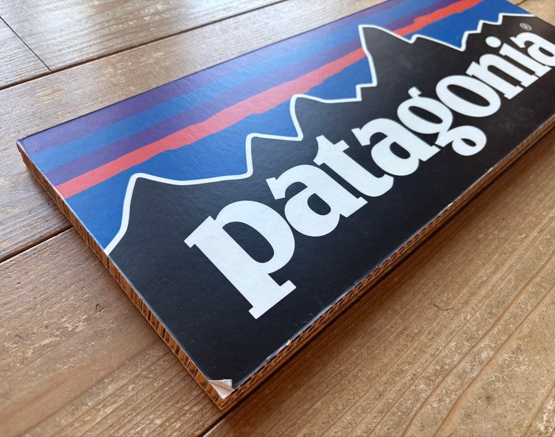 【非売品】店舗用　Patagonia パタゴニア　看板/サインボード　紙製