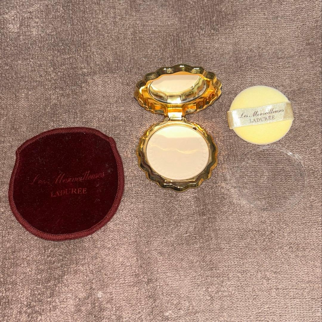 ラデュレ ファンデーション 24k 貝殻ケース