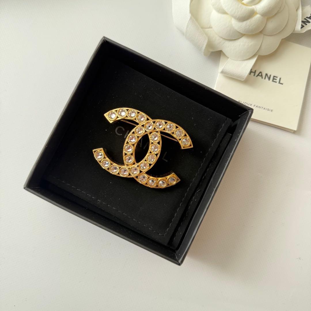 CHANEL＊ CCロゴ ＊ゴールド＊ブローチ＊クリスタル＊ビジュー