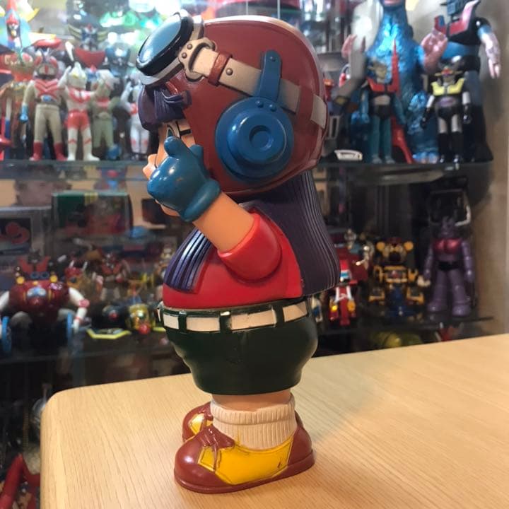 Dr.スランプ　アラレちゃん　ソフビ貯金箱