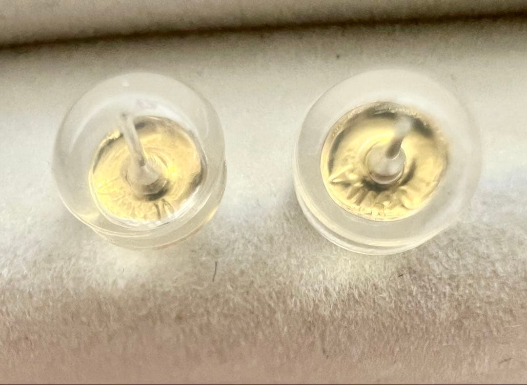 B608 アコヤ本真珠　18k金　ピアス　本物　海水 真珠　パール