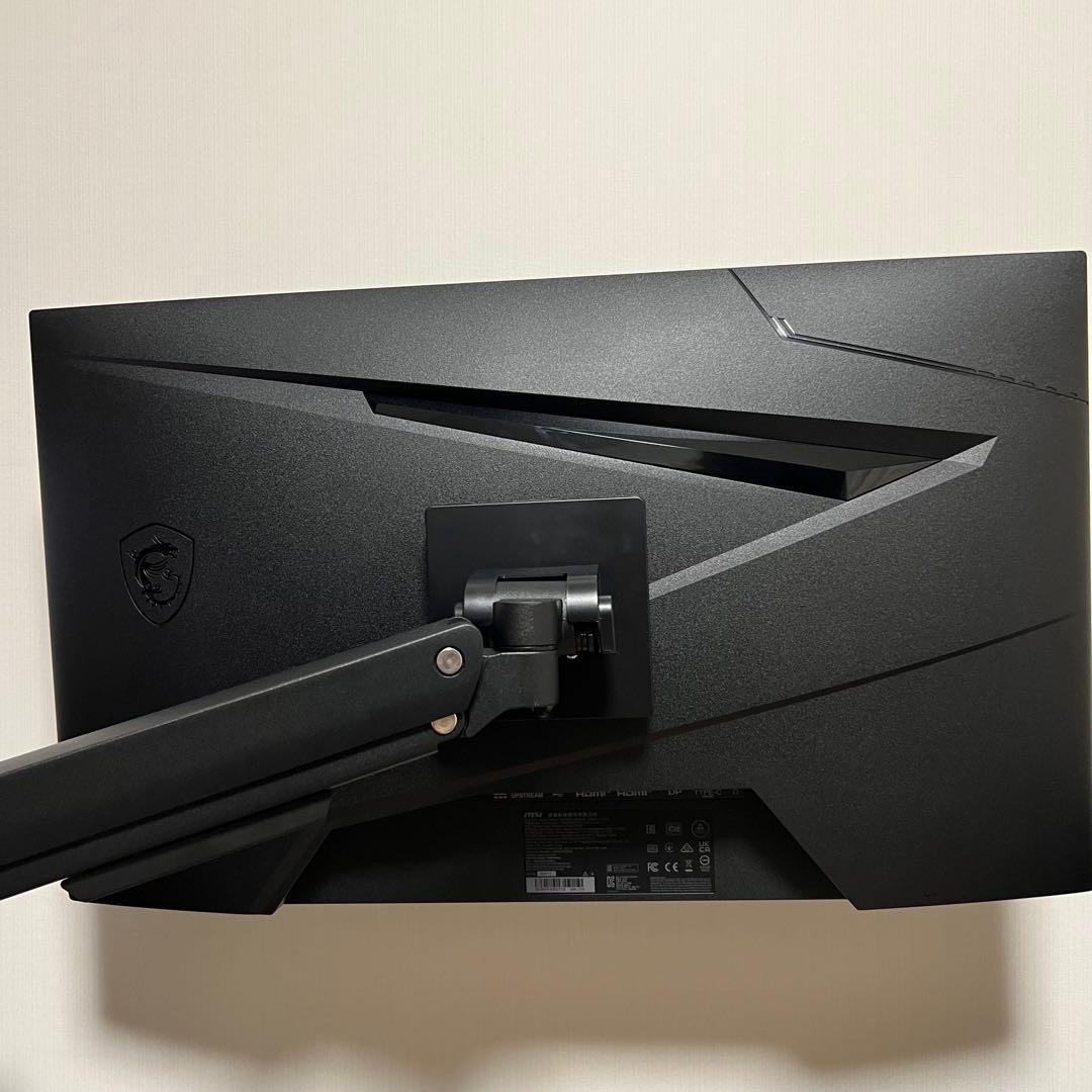 MAG 274UPF 4K 144Hzゲーミングモニター