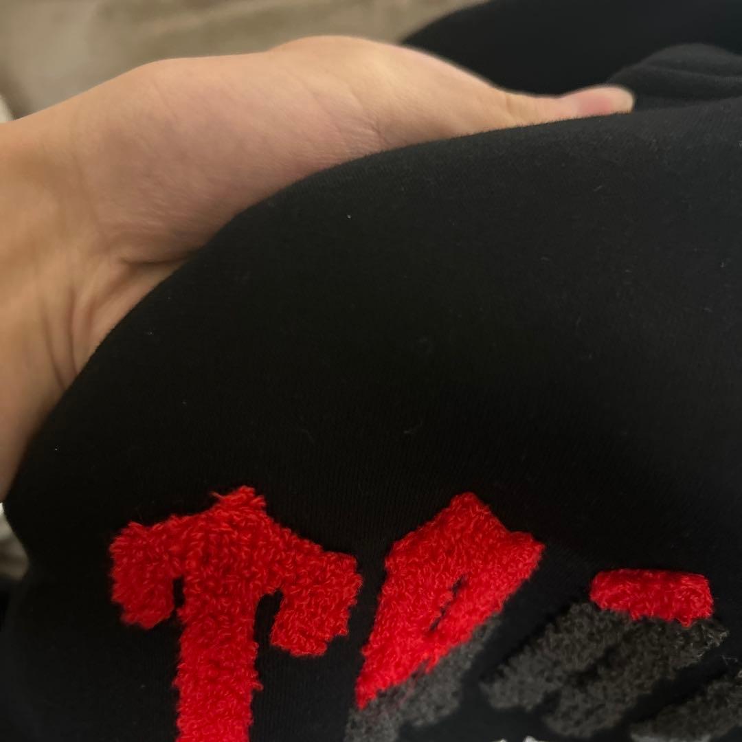 trapstar　パーカーセットアップ