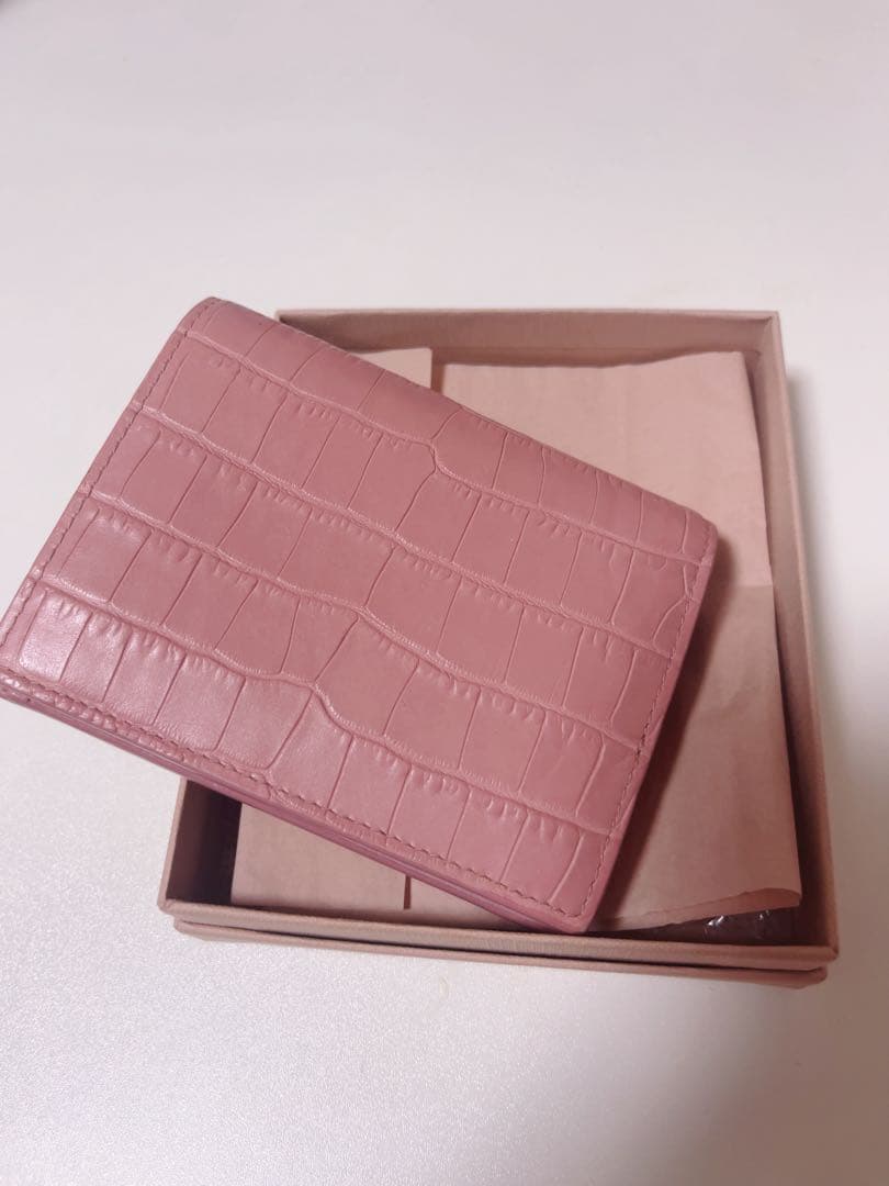 Miumiu ミュウミュウ クロコダイルプリントレザー二つ折り財布 ROSA