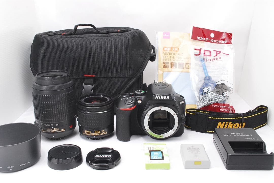 美品✨Nikon D5600 ダブルレンズ カメラバッグ付き✨S数1729回