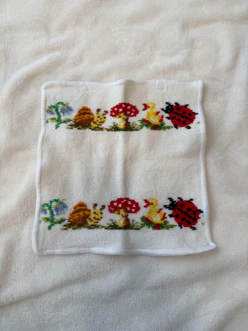 【バラ売り可1枚1500円】FEILER フェイラー　familiar ハンカチ