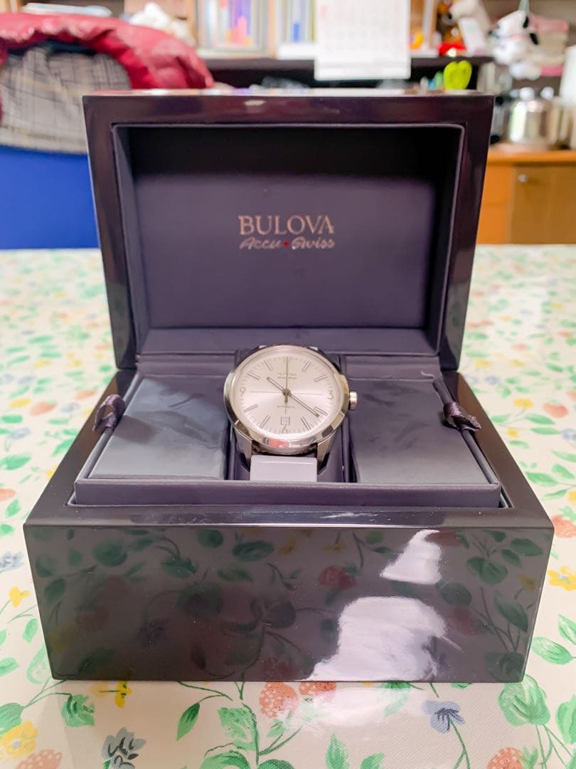 紳士腕時計　ブローバ/ Bulova Accu-Swiss 腕時計