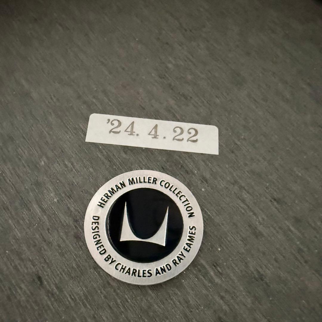 【2024年製】ハーマンミラー ダイニングテーブル herman miller