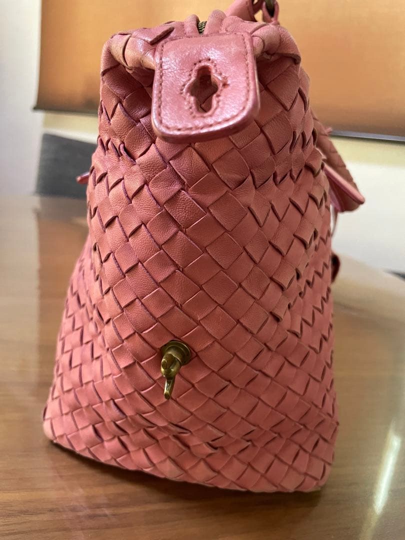 BOTTEGA VENETA 編み込みレザーバッグ　最終値下げ！！