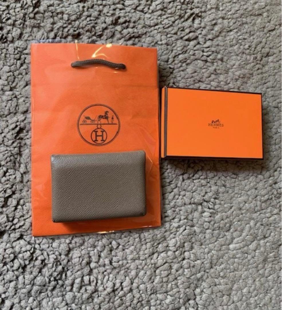 週末限定価格HERMESカルヴィデュオ　エトゥープエプソンカードケース