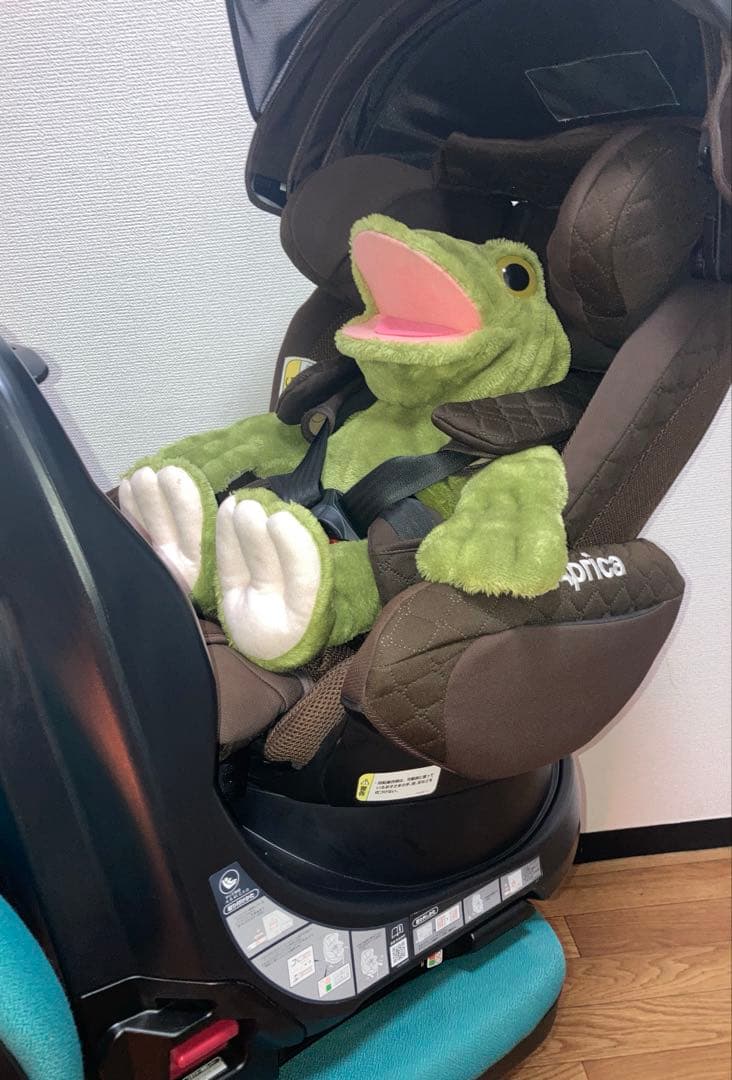 アップリカ⭐️フラディアグロウデラックスISOFIXチャイルドシートクリーニング済