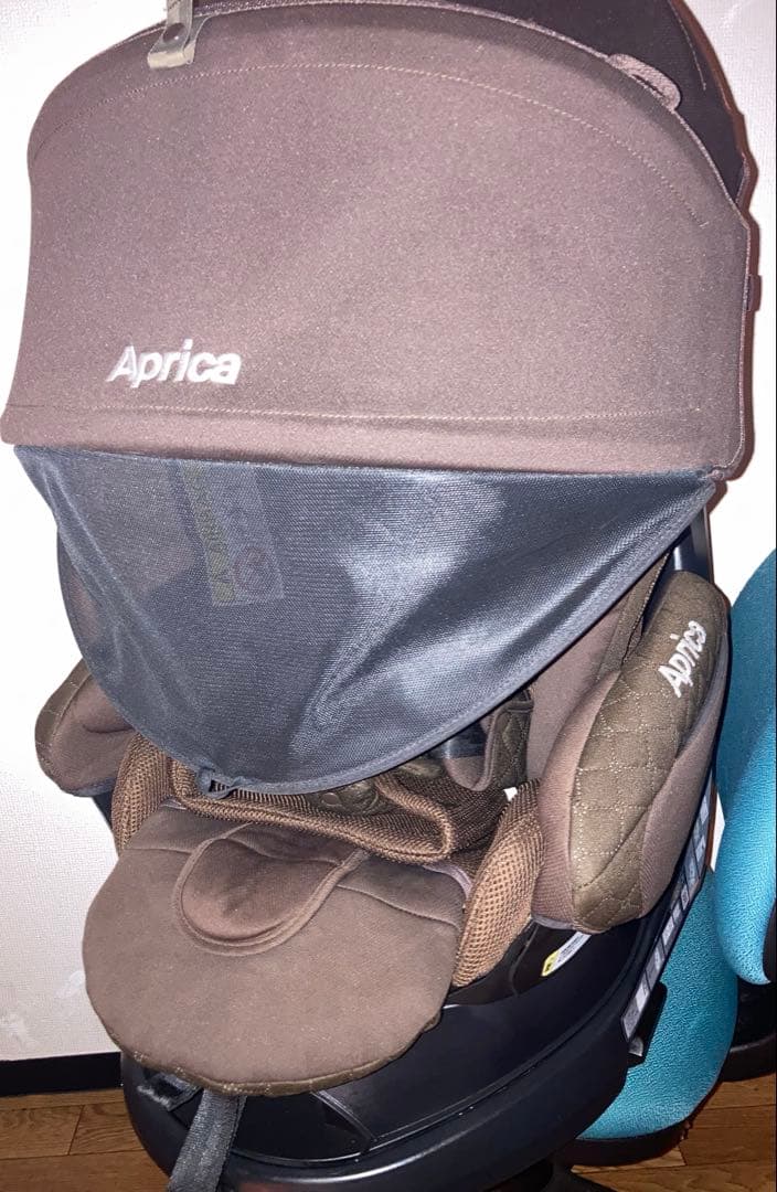アップリカ⭐️フラディアグロウデラックスISOFIXチャイルドシートクリーニング済