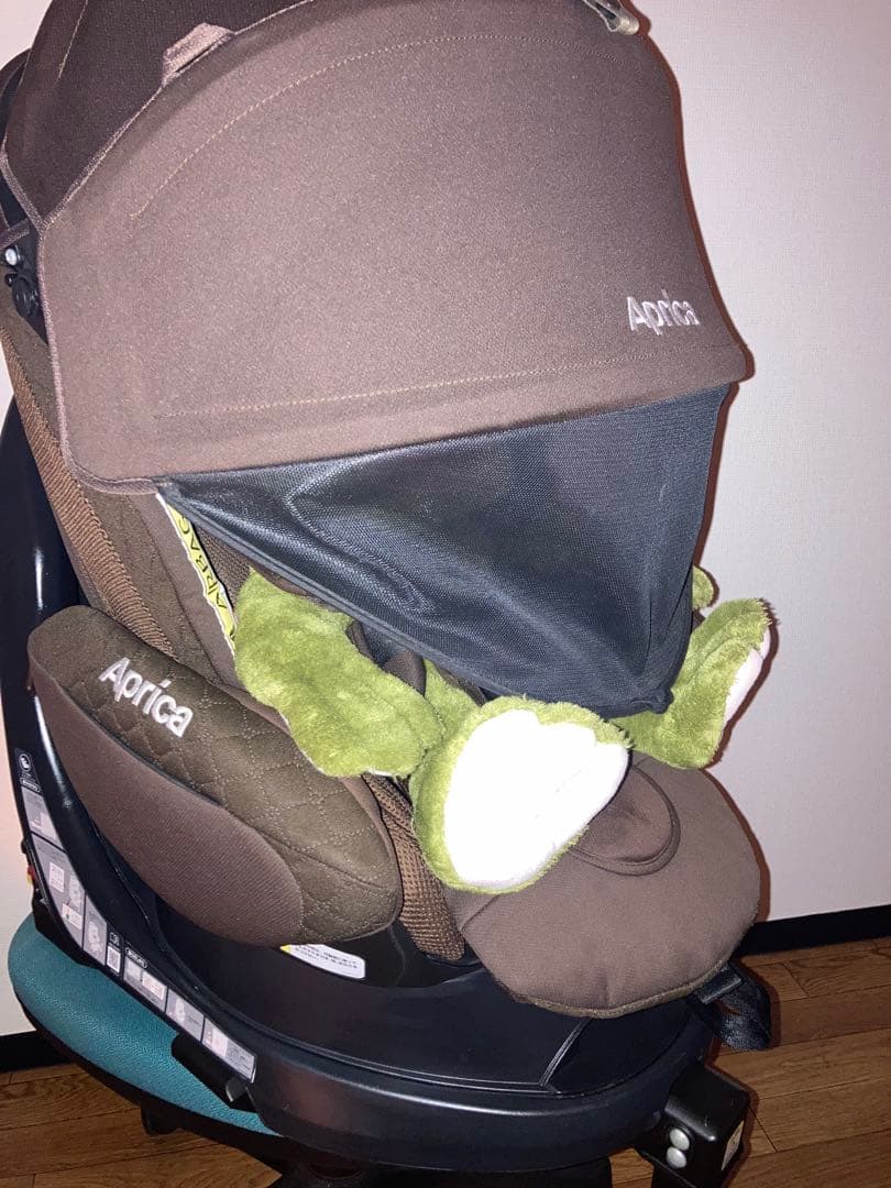 アップリカ⭐️フラディアグロウデラックスISOFIXチャイルドシートクリーニング済