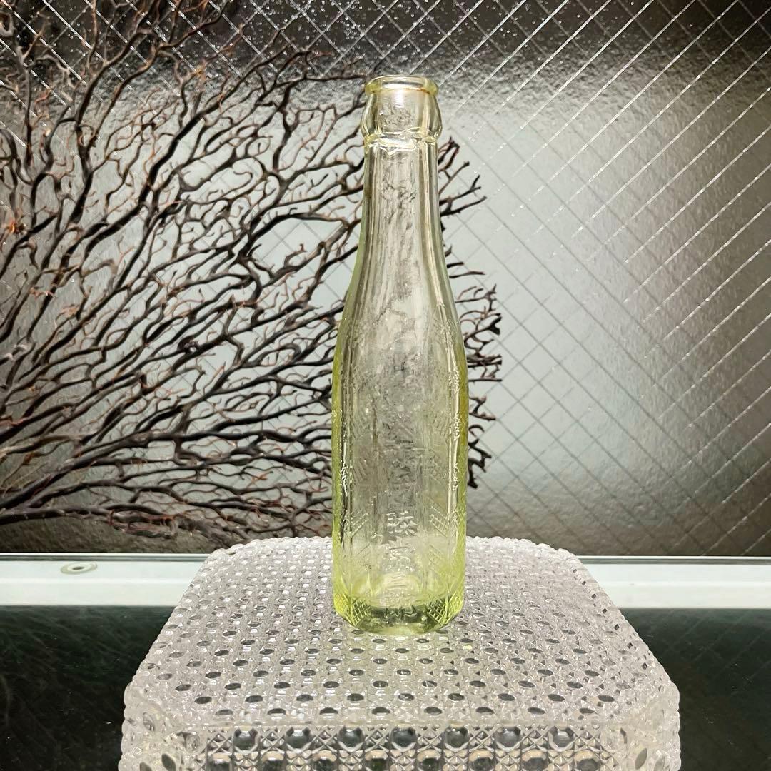 骨董　大正　炭酸飲料瓶　伊藤常三郎　星矢印※レモンサイダー　飴色ゆらゆら瓶ウラン