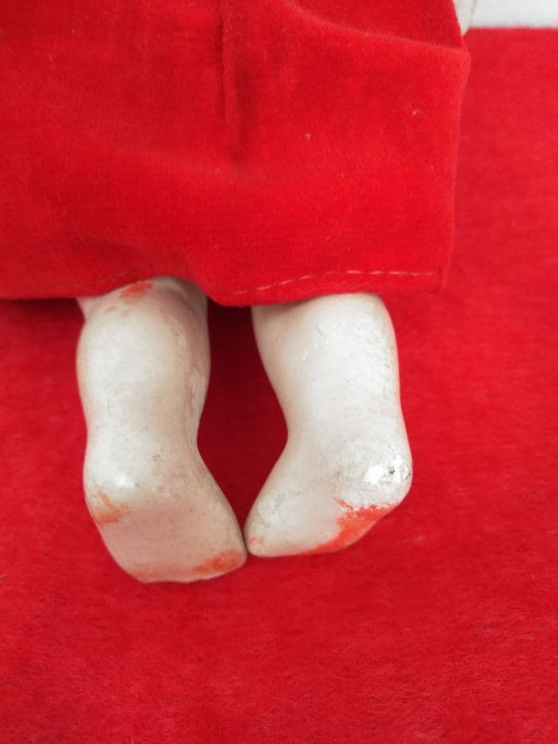 アンティーク　西洋人形　眼をつむります。