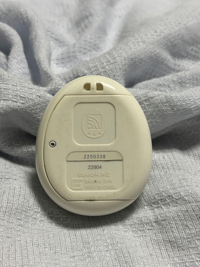 たまごっち 4Uホワイト TAMAGOTCHI