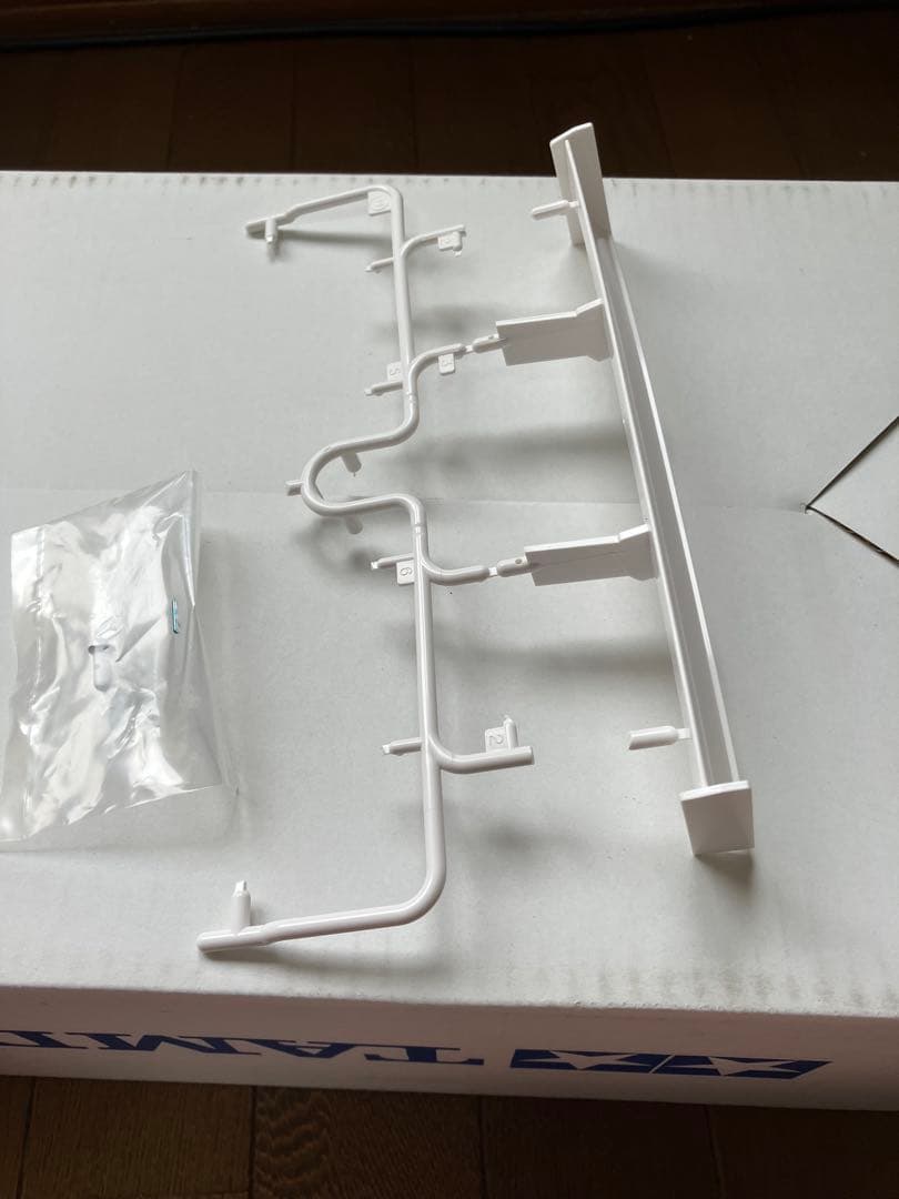 最終値下げ。タミヤ メルセデス・ベンツ CLK-GTR 完成済未走行ボディ