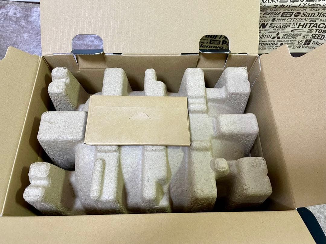 ⭕️新品、未使用⭕️harman/kardon Aura Studio 4ブラック