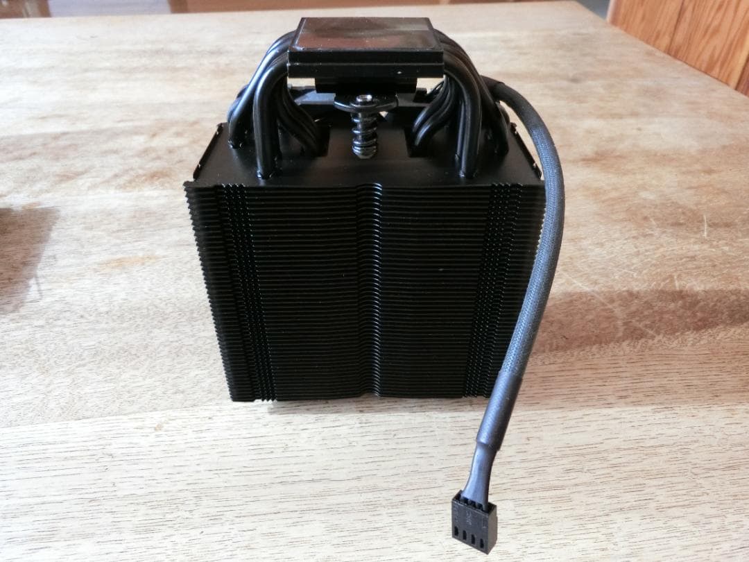 NOCTUA NH-U12A chromax.black CPUクーラー