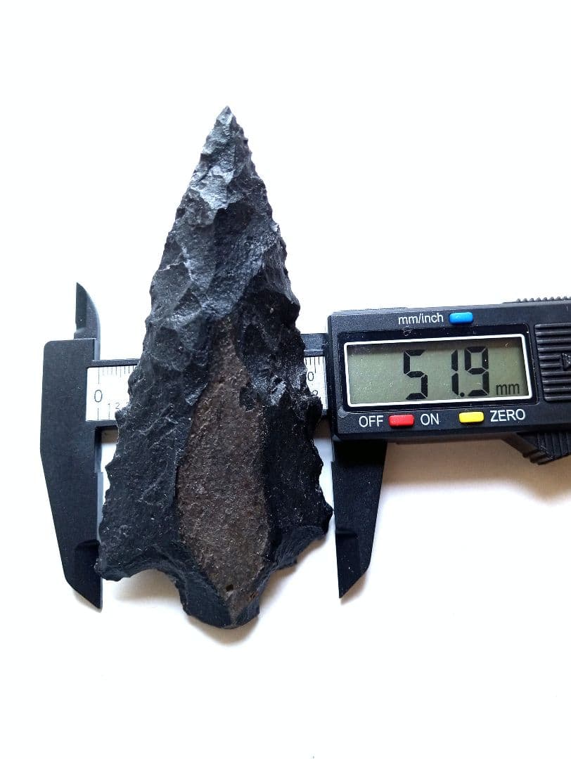 サヌカイト 石器 392 有舌尖頭器 原始時代模写