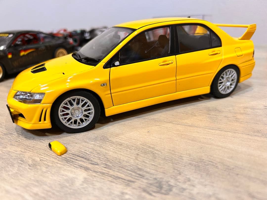 訳あり　オートアート　1/18 ランエボVII三菱 ランサーエボリューション