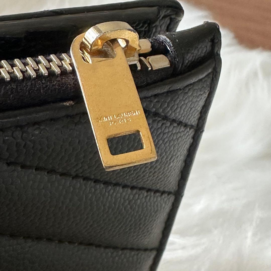 サンローラン YSL ブラック キルティング 二つ折り財布