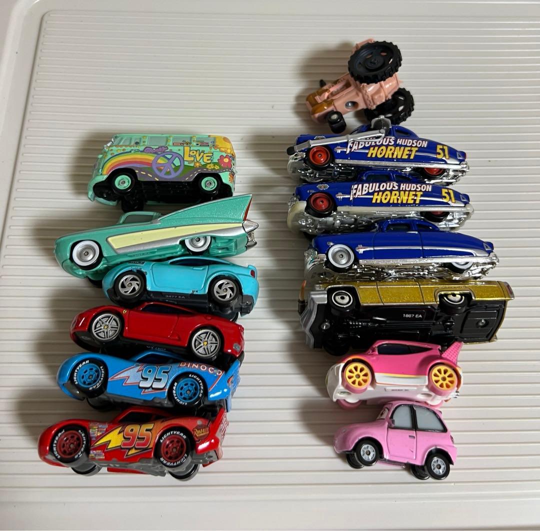 カーズ、ミニカー、マックイン、トラクター、テックス、ドックハドソン