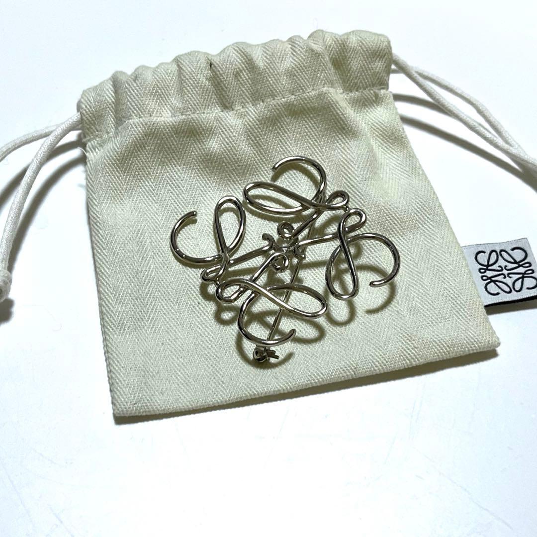 【美品】ロエベ LOEWE アナグラムブローチ シルバー
