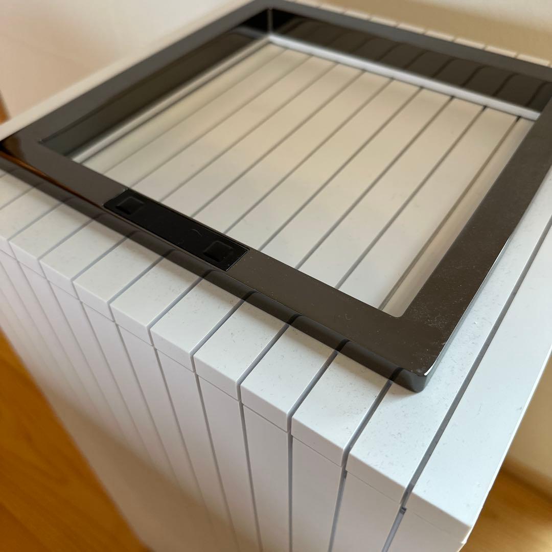 ZitA SQUARE ホワイト zita-sq11