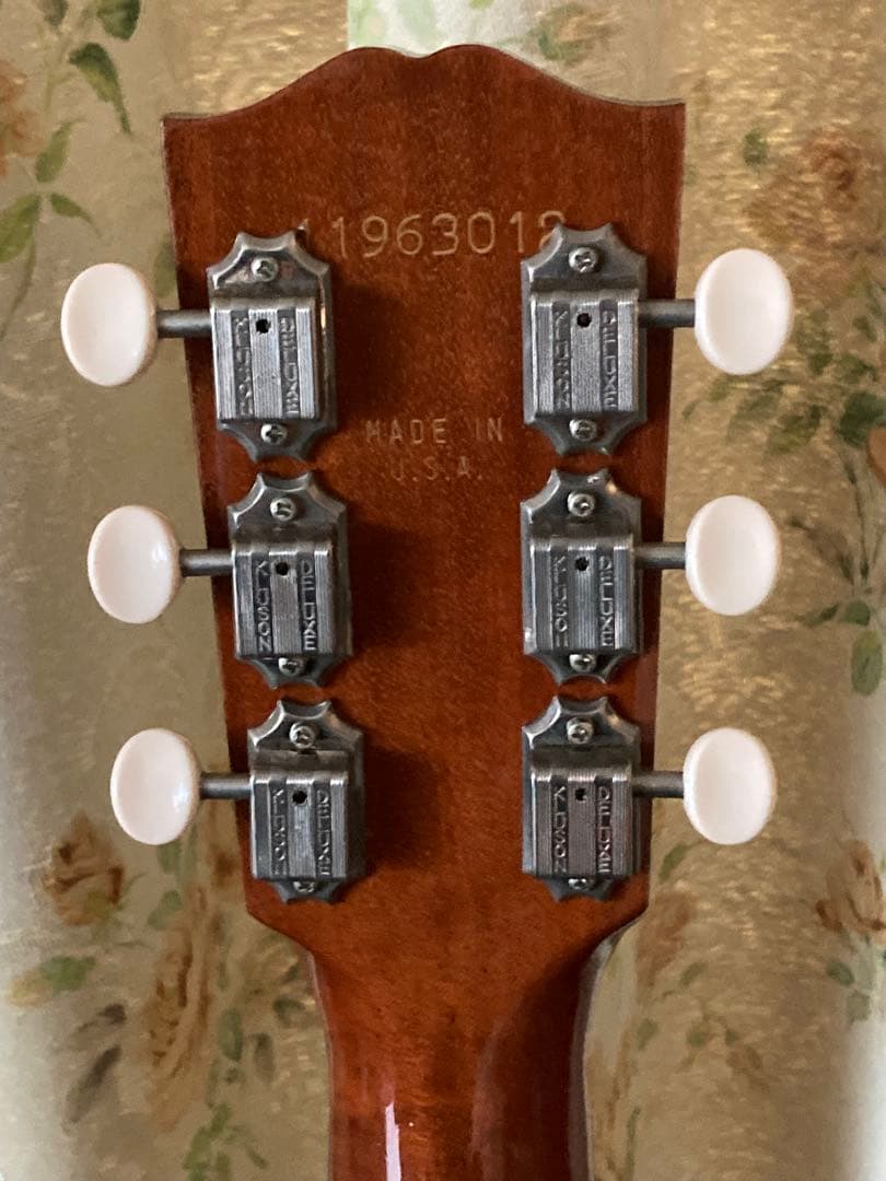 Gibson J-35 2013リミテッド L.R.Baggs Lyricマイク