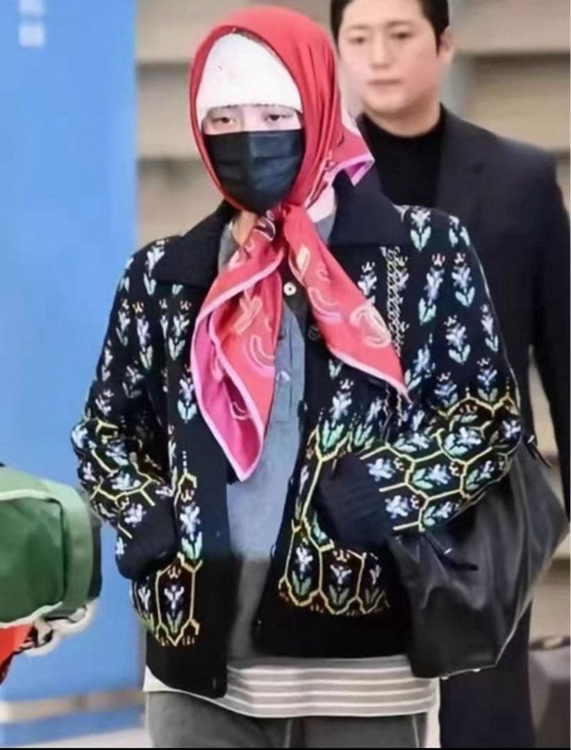 ジヨン GD G-DRAGON ジードラゴン 花柄ジャカードニットカーディガン