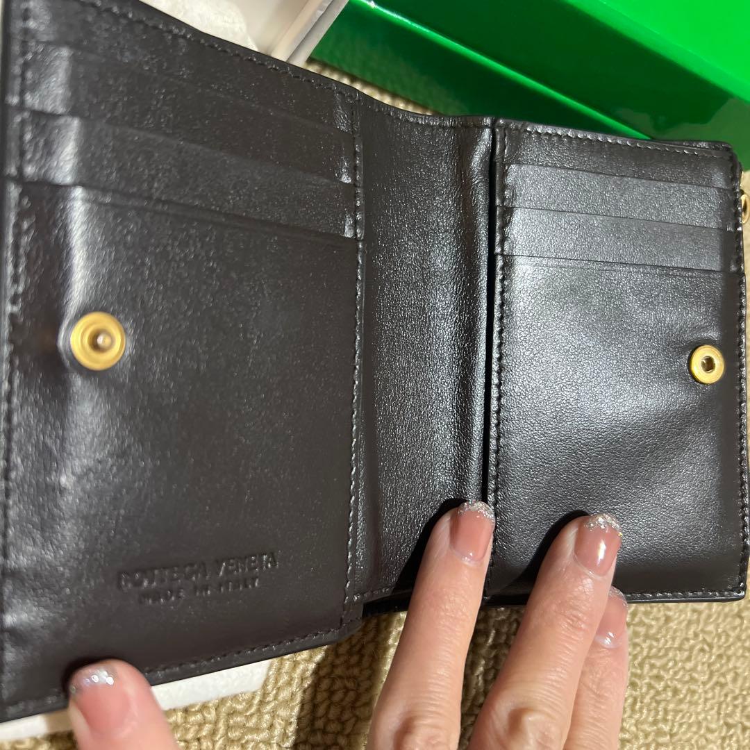 Bottega Veneta カセットスモール 二つ折りウォレット フォンデンテ