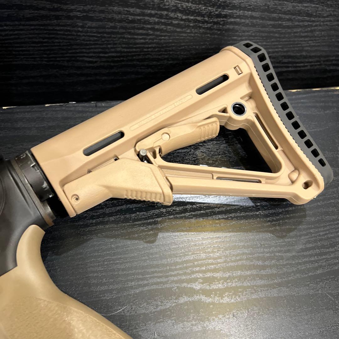 東京マルイ　M4MWS カスタム品　ガスブローバックライフル　マガジン2本