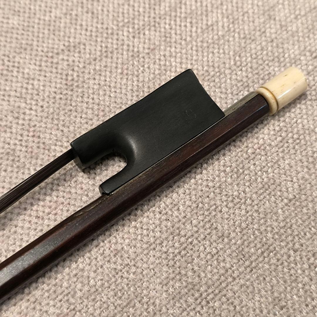 【調整済】オールドバイオリン弓 4/4 オープンフロッグ 黒茶馬毛