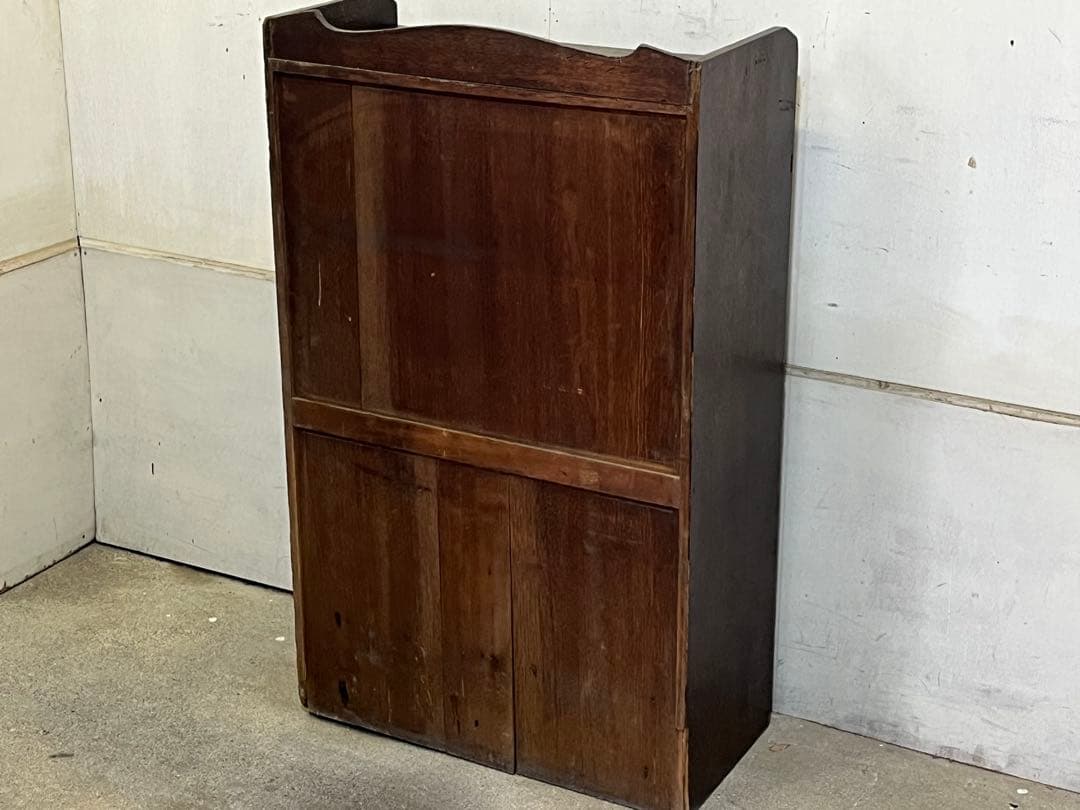 A*K様 アンティーク木製キャビネット ダークブラウン ガラス扉