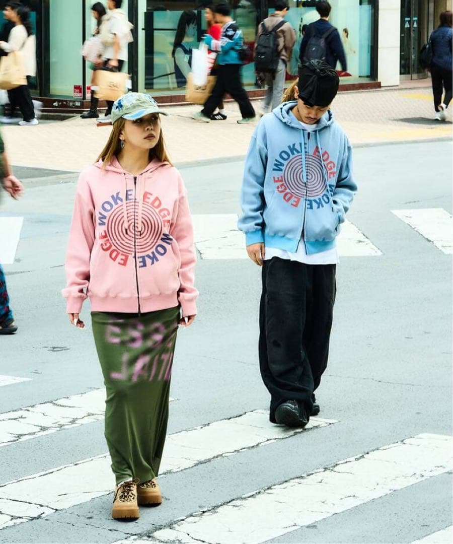 WOKE EDGE ピンク パーカー