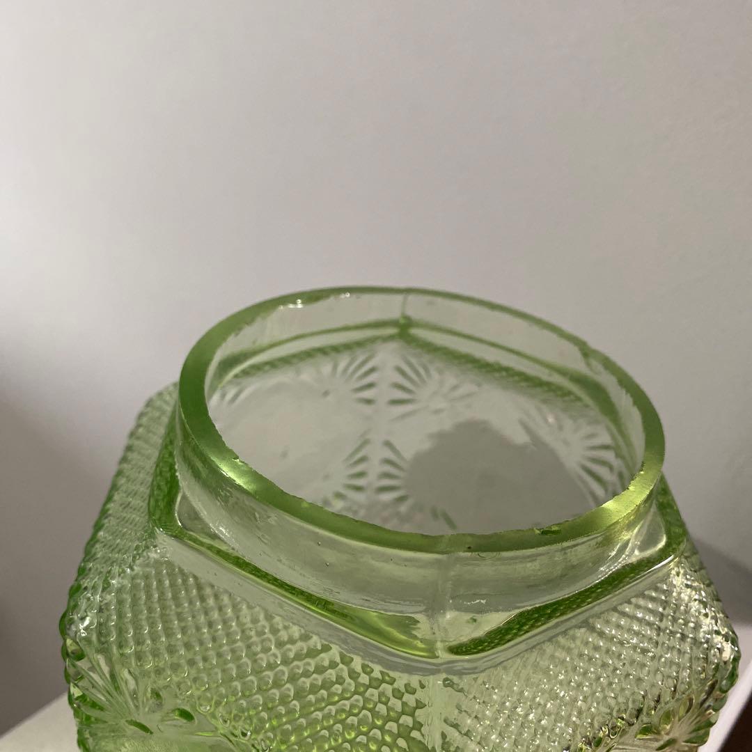 希少　ウランのあめや瓶