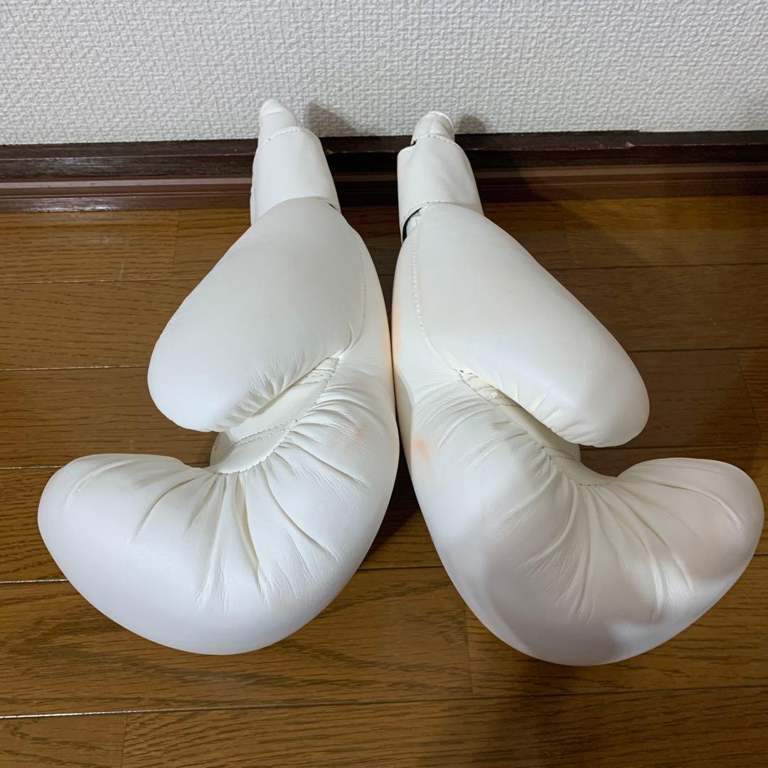 Winning ボクシンググローブ 16 oz ホワイト