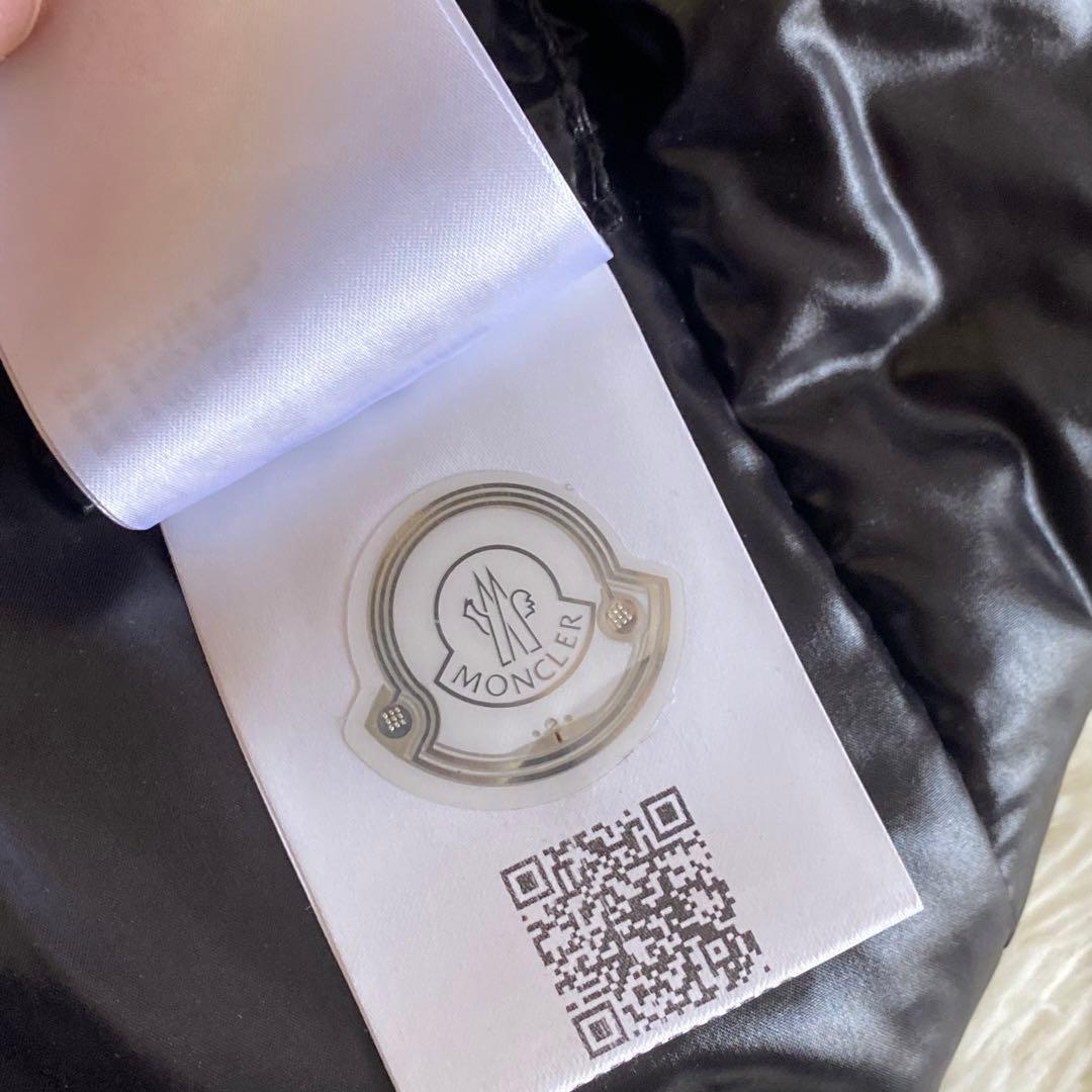 美品MONCLER大きいサイズ犬用ダウン 犬 ダウンベスト POLDO