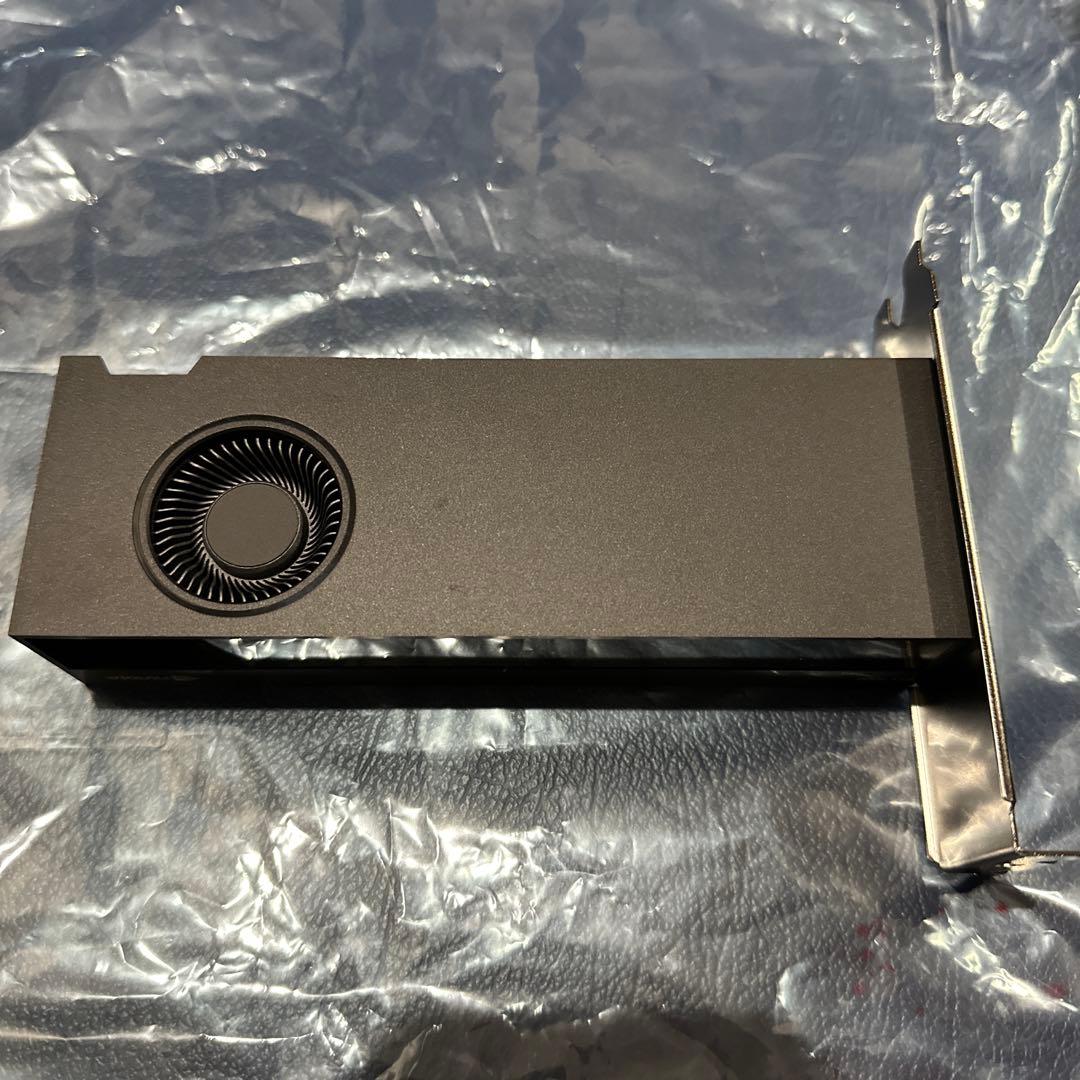 NVIDIA RTX 2000 Ada 16GB グラフィックボード