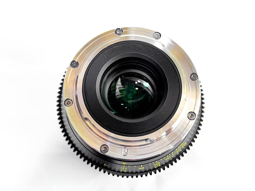 DZOfilm Vespid prime FF 16mm T2.8 EFマウント