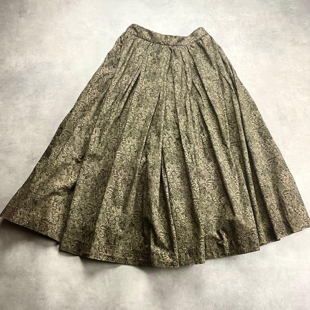 美品　YAECA ヤエカ　タックキュロット　リバティ　monogatsby柄　M