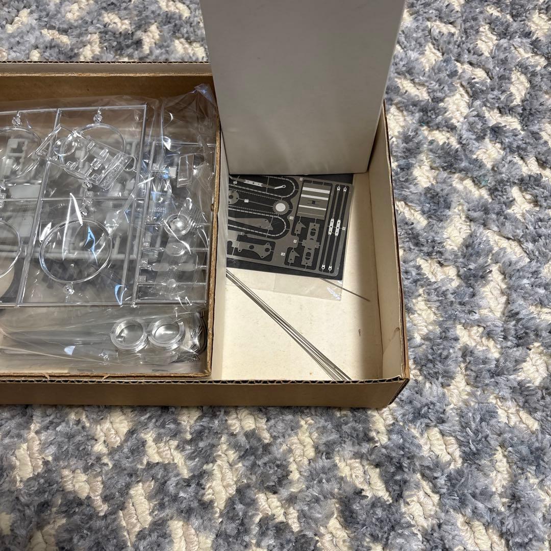 HONDA CB72 TYPE 1 1/12スケールモデルキット