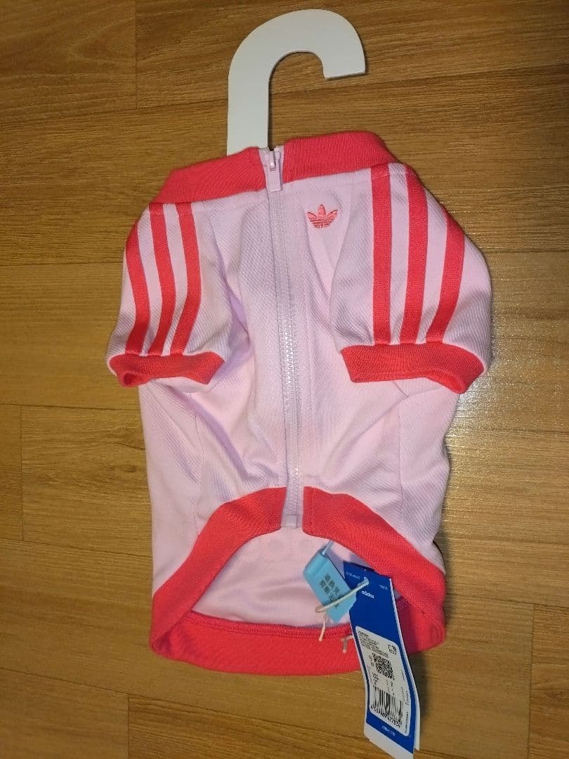 adidas ピンク 犬服 猫服　中国限定　ジップアップウェア　Sサイズ