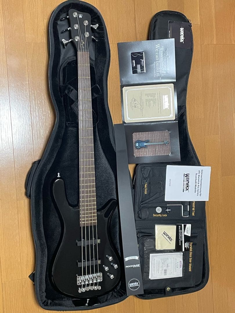 ドイツ製 Warwick Streamer LX 5弦ベース 美品