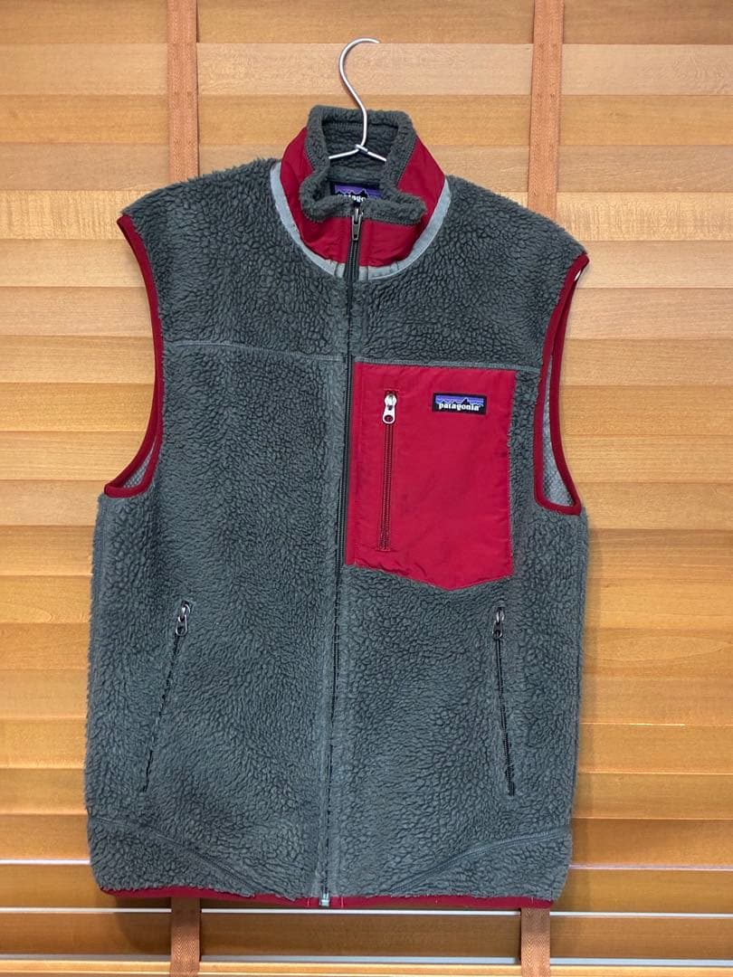 Patagonia レトロX ベスト メンズS グレー/レッド 珍しいカラー