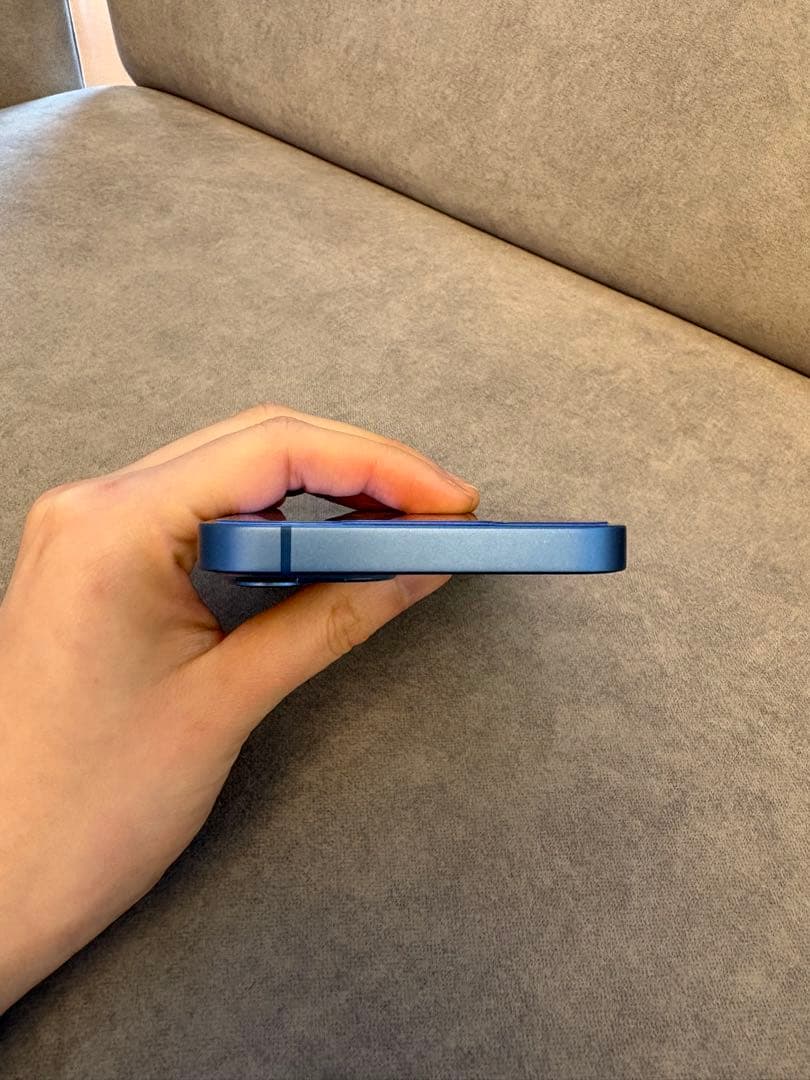 iphone 13 128GB ブルー　simフリー