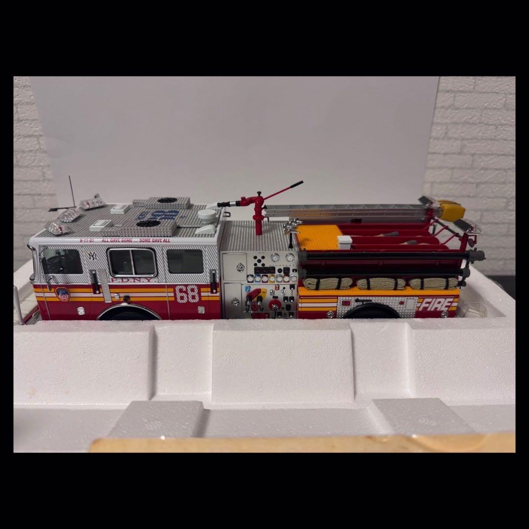 【即日発送】【未使用】CODE3 FDNY ニューヨークファイア 消防車