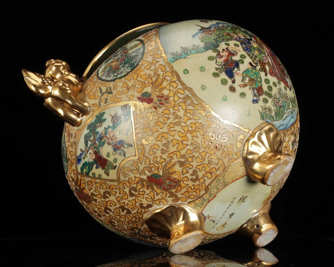 薩摩焼 金襴手色絵金彩 着物美人唐子風景窓絵付 獅子耳大香炉 高さ44cm